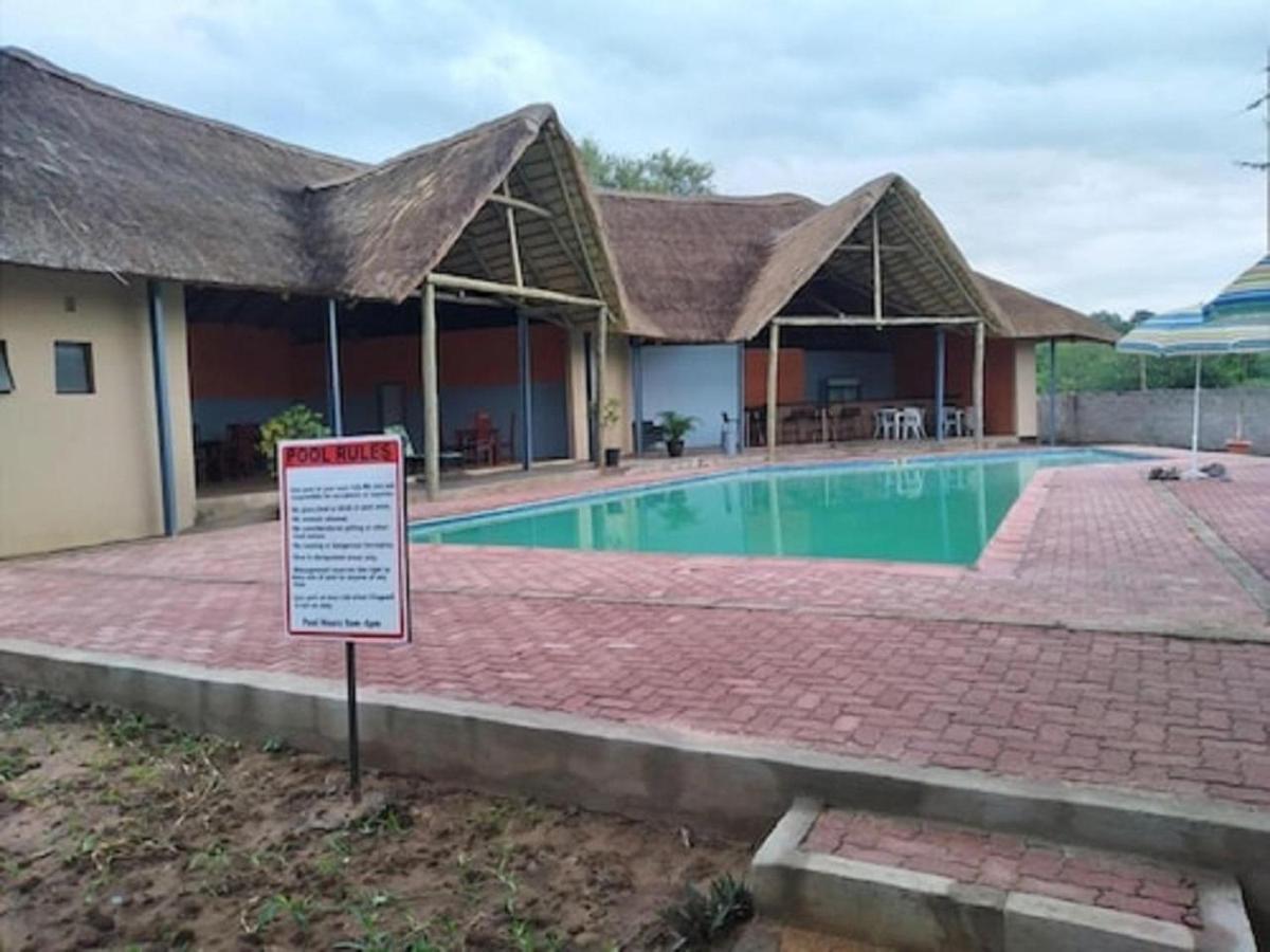 Nkanga Hotel Kasane Dış mekan fotoğraf