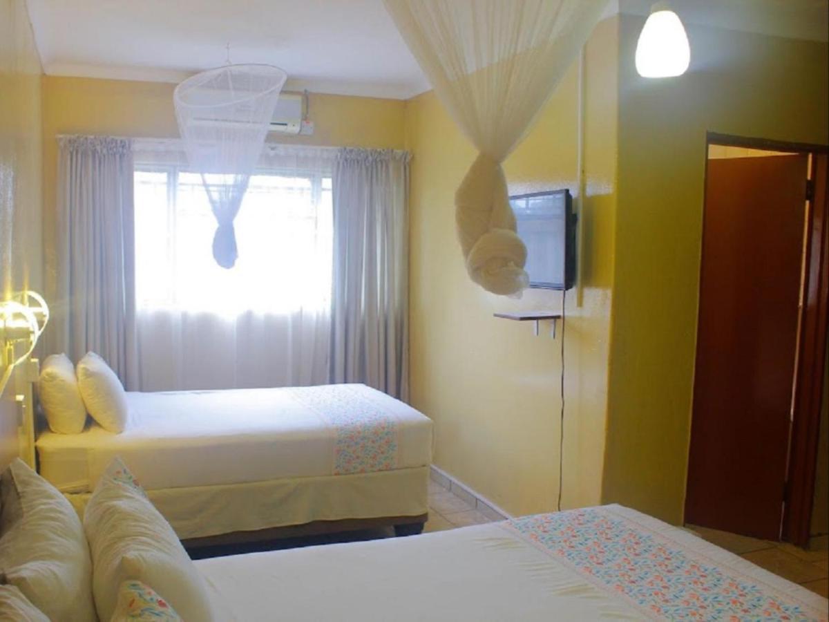 Nkanga Hotel Kasane Dış mekan fotoğraf