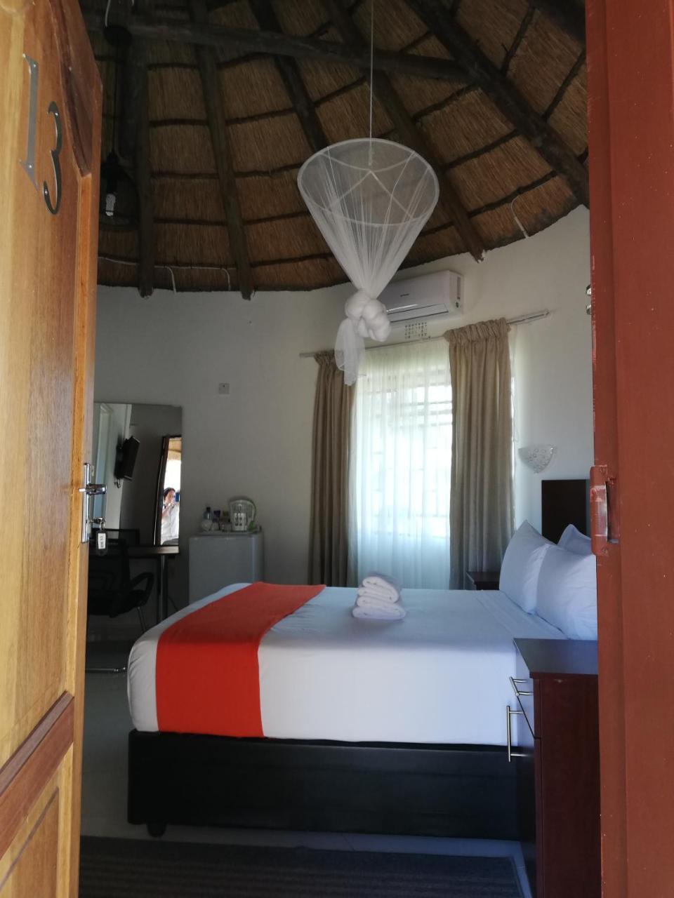 Nkanga Hotel Kasane Dış mekan fotoğraf